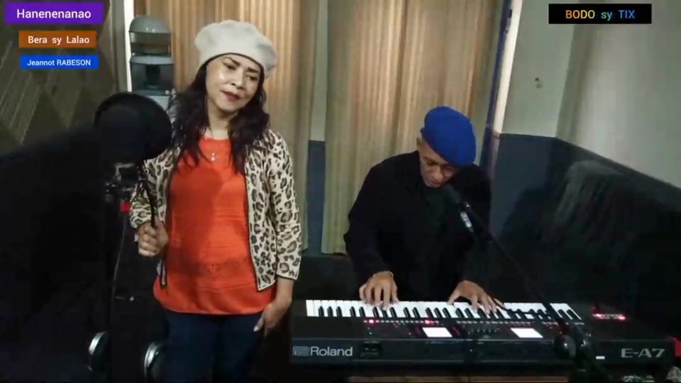 Hanenenanao (Bera, Lalao, Jeannot RABESON) ~ nindramin’ Bodo sy Tix