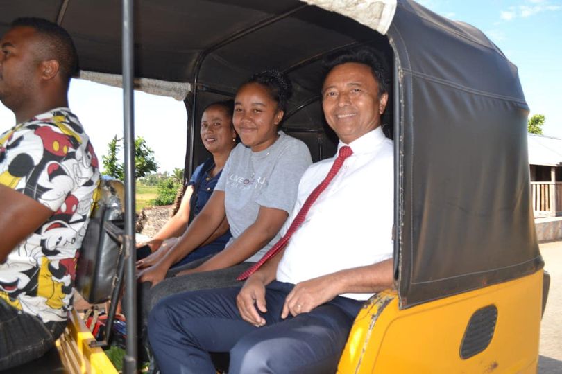 13/06/2023- MANANJARY. Filoha Marc Ravalomanana.

Rehefa nosakanana tsy andeha n…