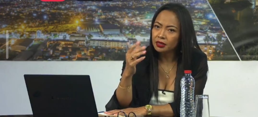 RINAH RAKOTOMANGA :” tsy nangataka zom-pirenena Frantsay ny filoha Andry Rajoeli…