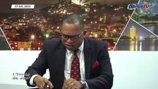 Au cas où, censure no eritreretin-dry Andry Vazaha @ fi-pirater-na ny Real TV, d…