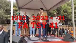Ny vendrana tahaka azy ihany angamba no mbola manohana an’ity.
 Ho azy sy ny min…