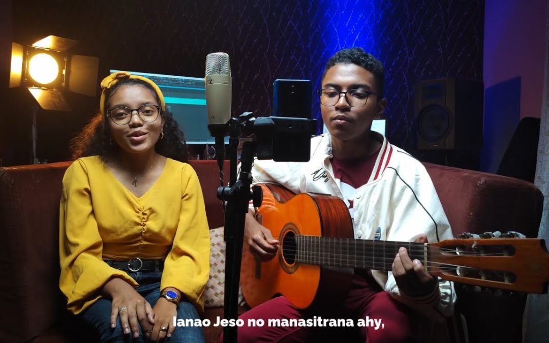 Marka 16: 15  – HARENA SY FANANAKO – AMAF (Cover  TSIARO sy TSIANDRY)
